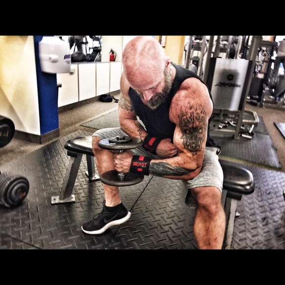 Heavy Duty Workout Wrist Wraps 18” Wrist Support for Fitness, Bodybuilding - Picture 3 of 5